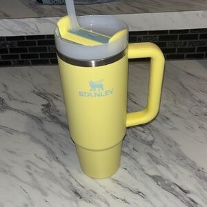 Stanley Lemon Yellow 30oz Travel Mug
